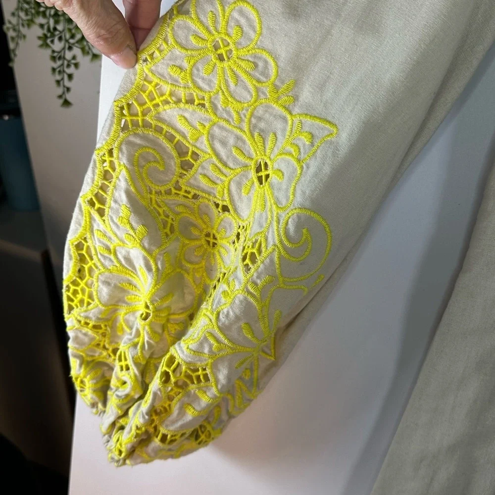Byrd Maxi Dress Statement Sleeve Yellow Lace Mock Neck Size XS Like New